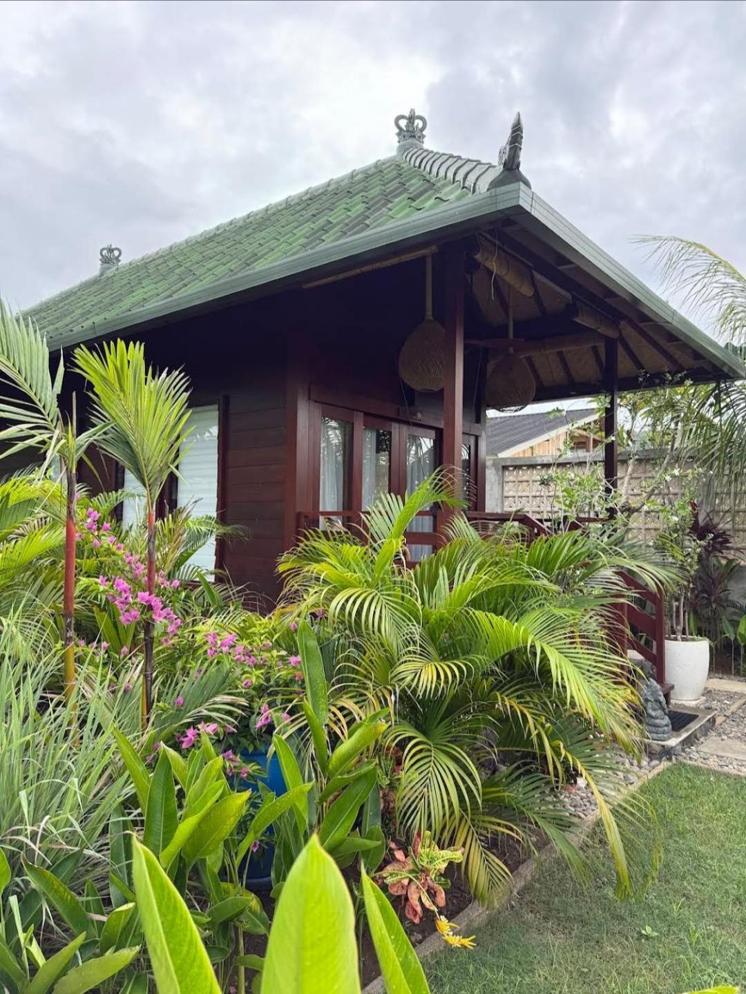 Kura Kura House Otel Sekongkang Dış mekan fotoğraf